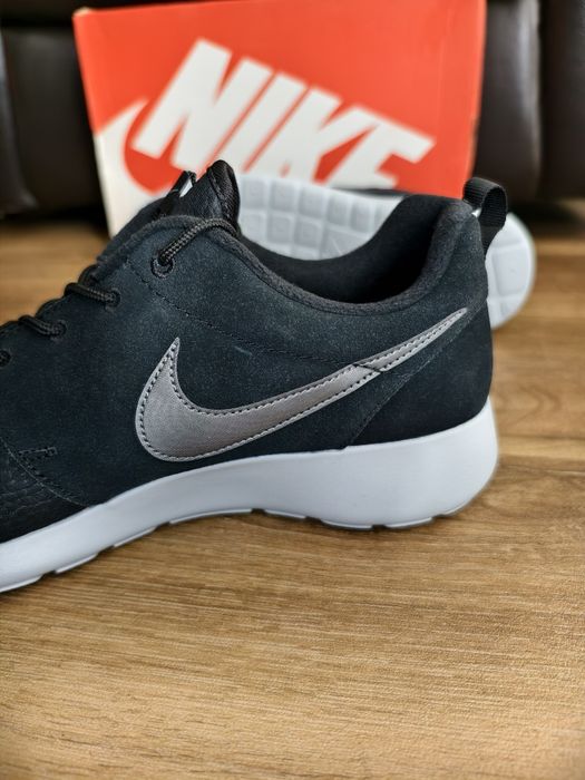Buty Męskie Sneakersy Nike Roshe One Suede Black Rozmiar  Eu 45 -29 cm