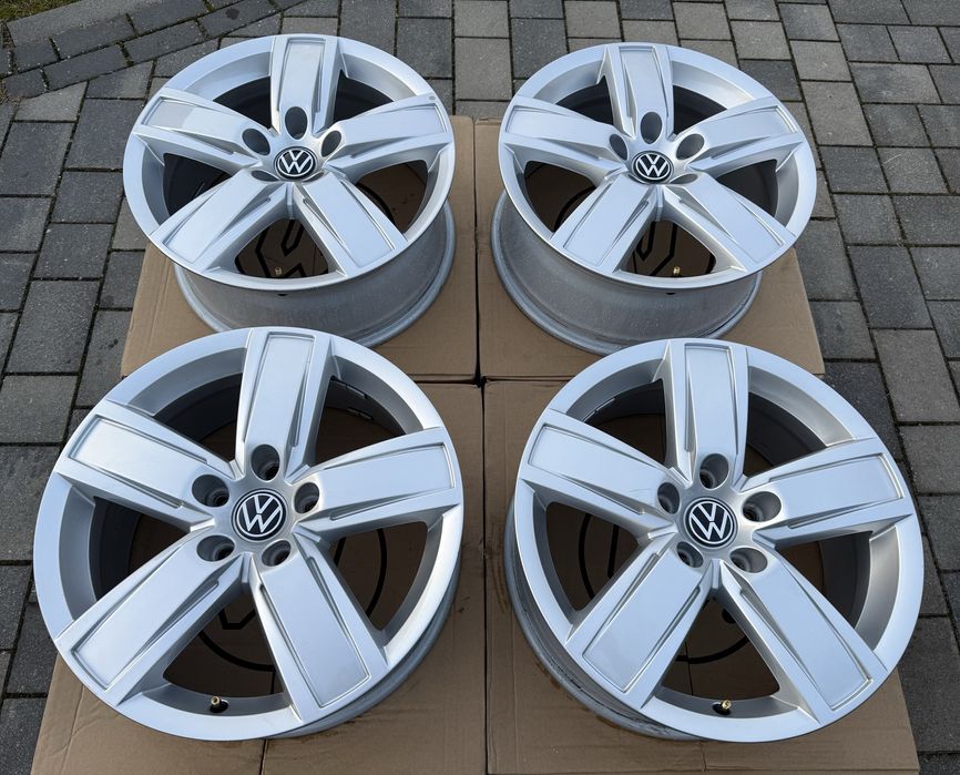 Felgi Volkswagen T5 T6 Multivan Amarok Man Crafter 18" 5x120 et45 7.5J