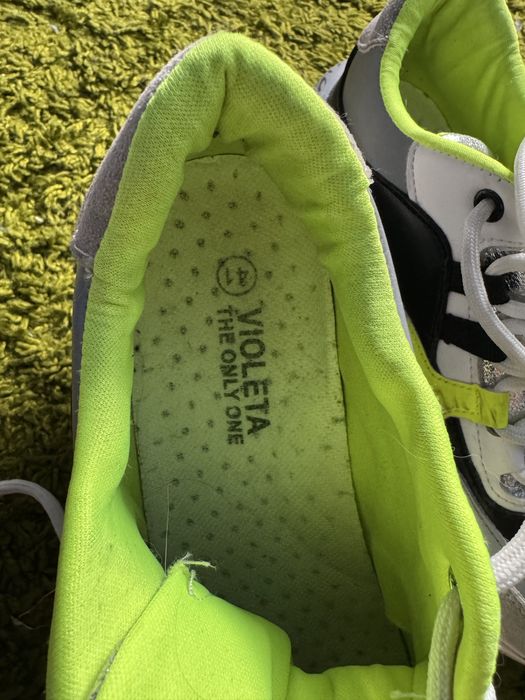 Кроссовки 41р на девочку