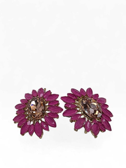 Brincos Flor Rosa com Cristal Central – Dourado – Nunca Utilizados