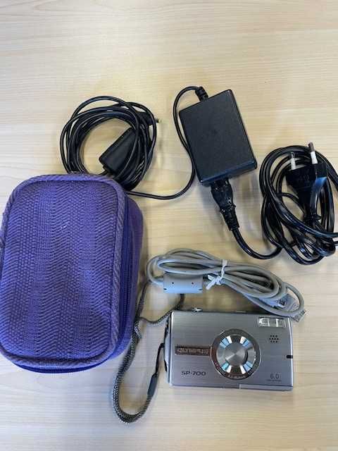 Olympus SP-700 6.0 MEGAPIXEL