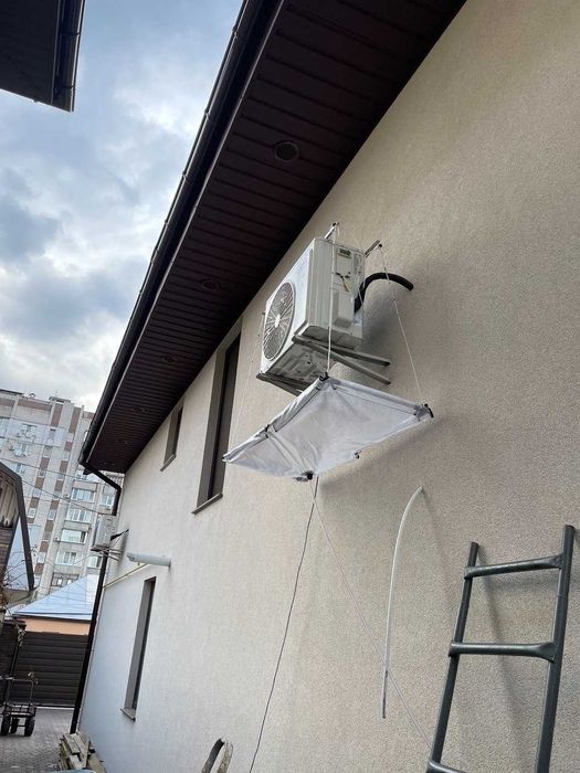 Сервісний клінінг кондиціонера (мийка, чищення).