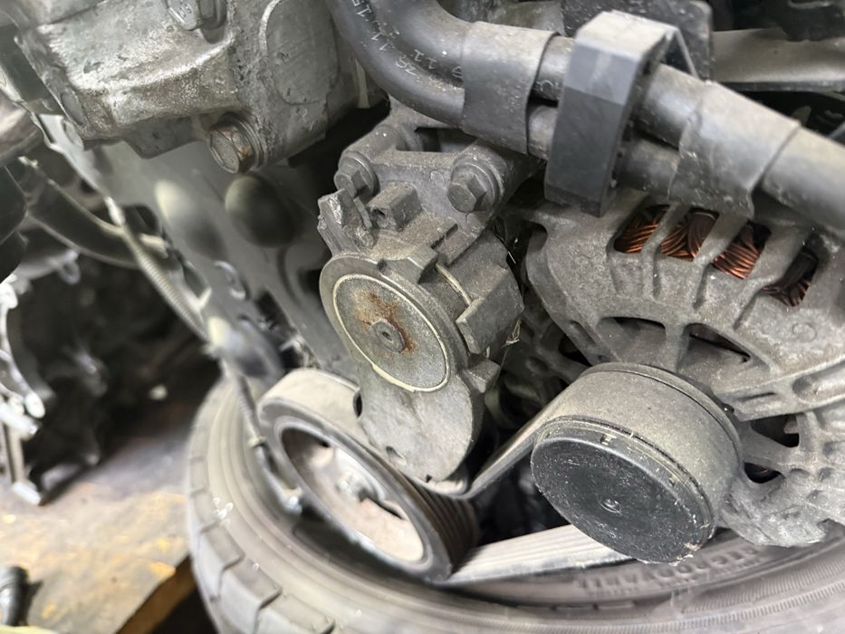 Motor e Caixa Citroen/Peugeot 1.6 HDI  Ref: 9H06