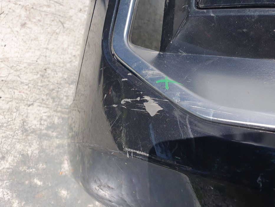BMW X1 U11 Zderzak przedni przód  KOLUMB Jasienica