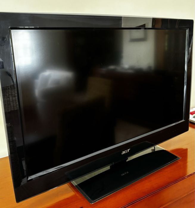 TV LCD 32 Acer com comando64586355965313122