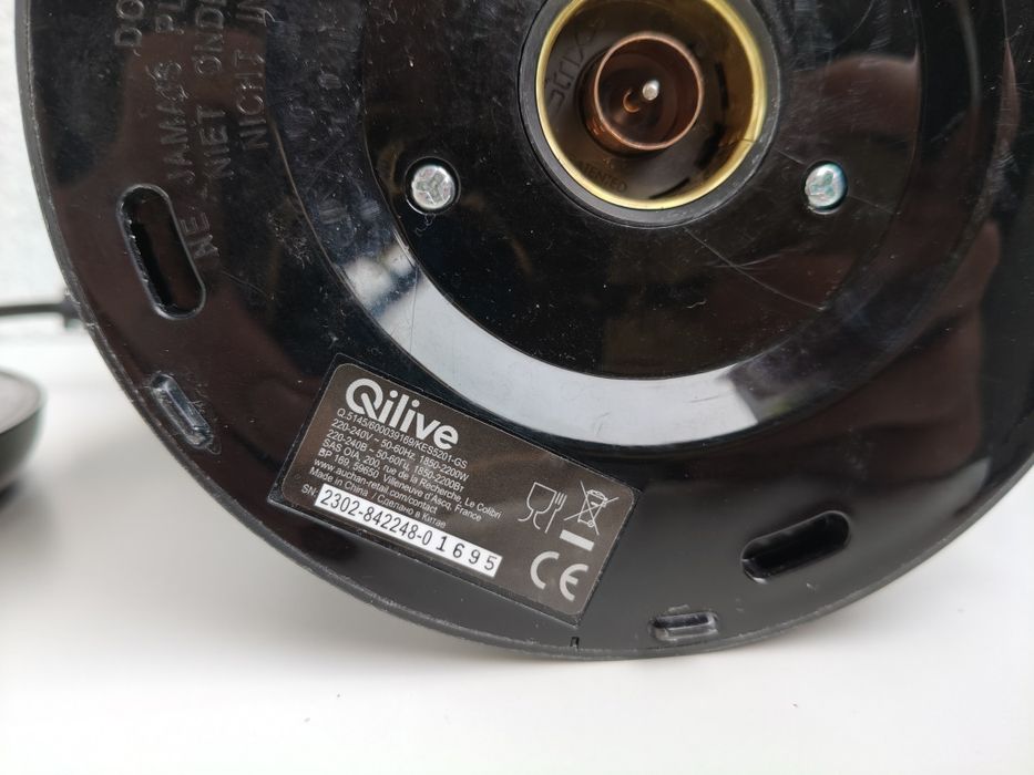 Czajnik elektryczny Qilive