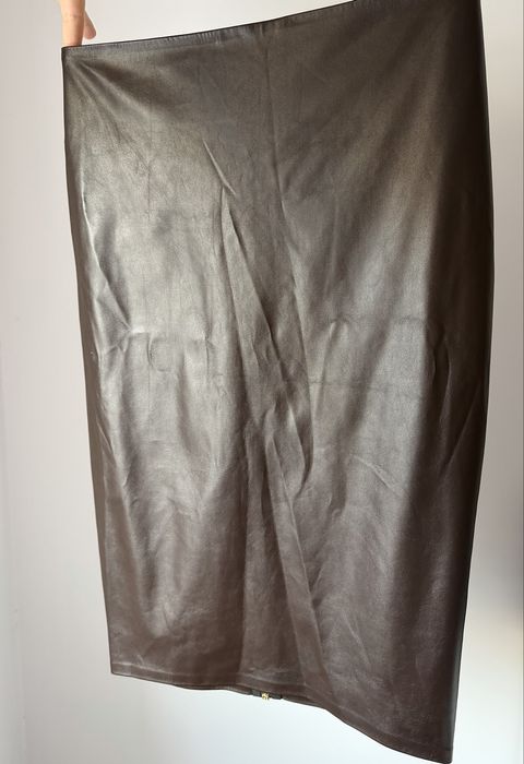 Spódnica damska z eko-skóry – rozmiar 46