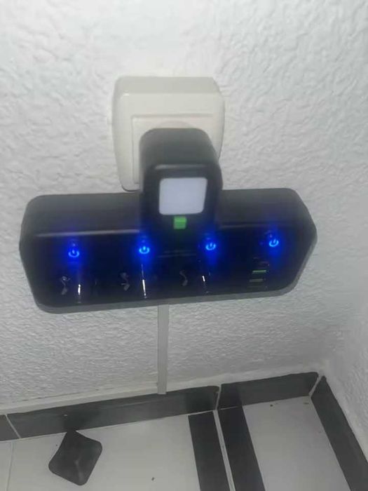 Мережевий фільтр на 3 Евро розетки + 2 порти USB і 1 Тype-C підсвітка