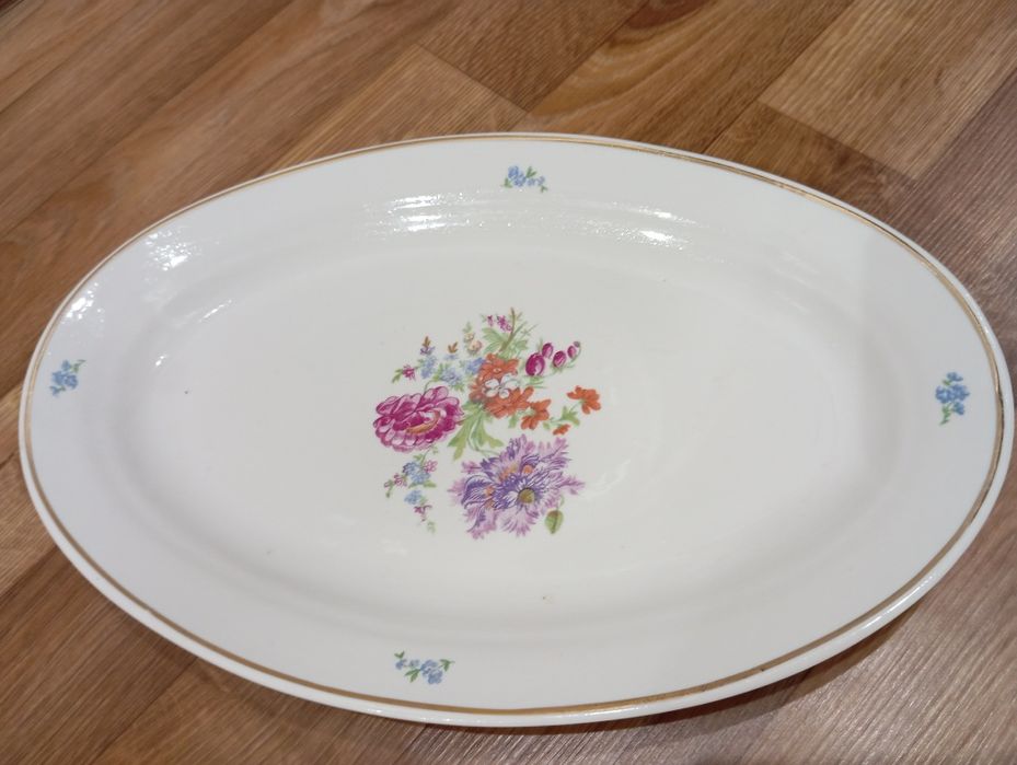Вінтажне овальне блюдо