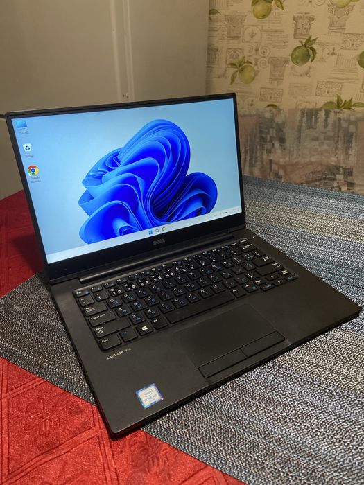 Ноутбук Dell Latitude 7370 13.3" Core M5 | 8GB | 128GB M2 SSD |FHD IPS