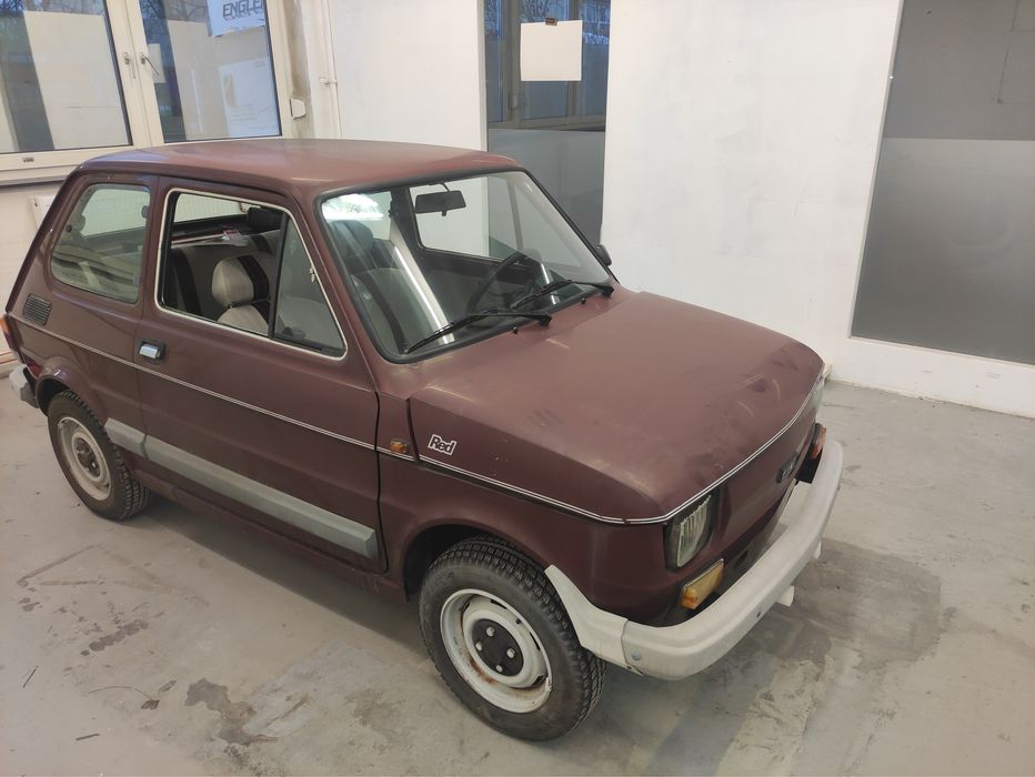 Fiata 126 P red bambino