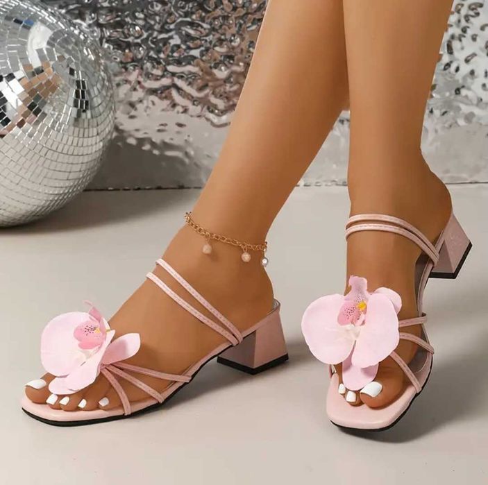 Vestidos de cerimónia e sandália