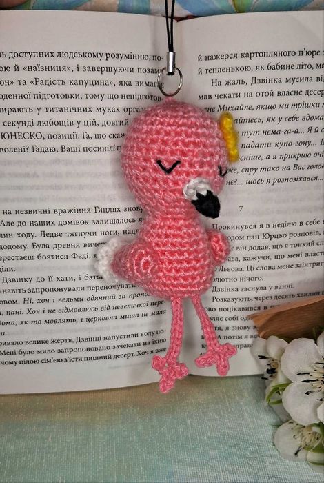 Flaming brelok ręcznie robiony na szydełku amigurumi breloczek Ptak