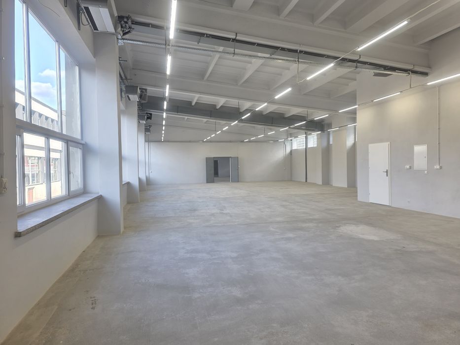 Hala 600m² +biura 60m² po remoncie, I pietro, Łódź