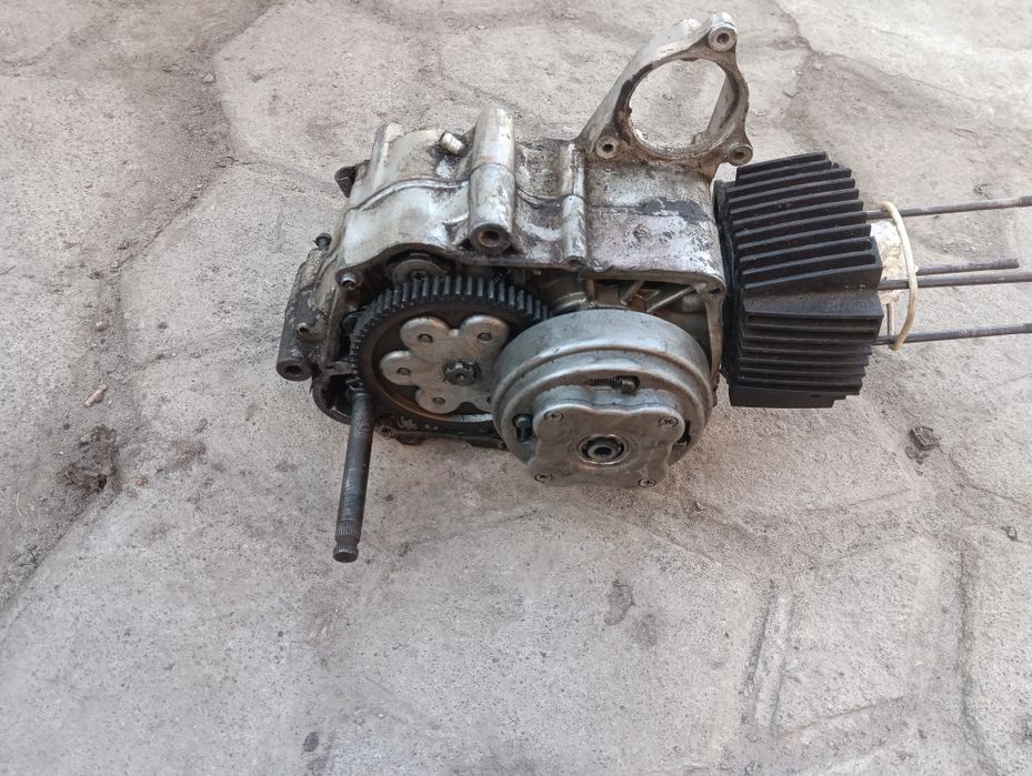 продам мотора 110 кубів