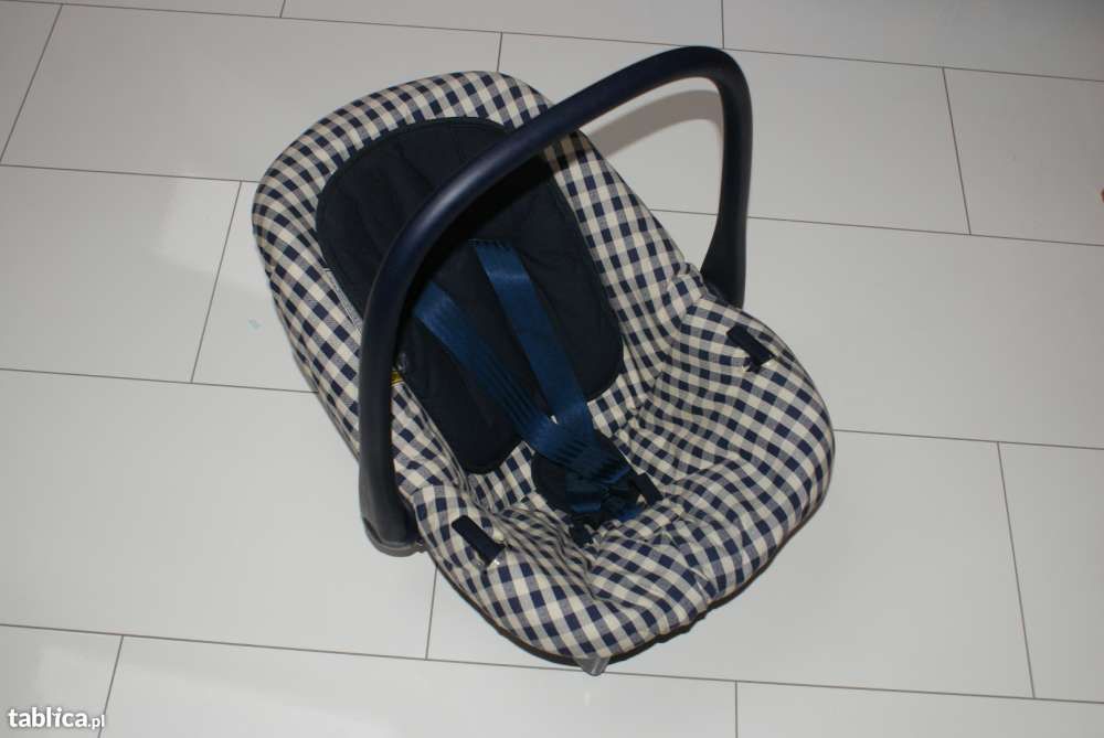 Nosidełko fotelik super stan !  .