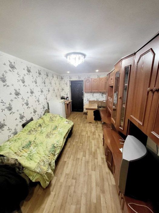 Продам кімнату в гуртожитку з ремонтом