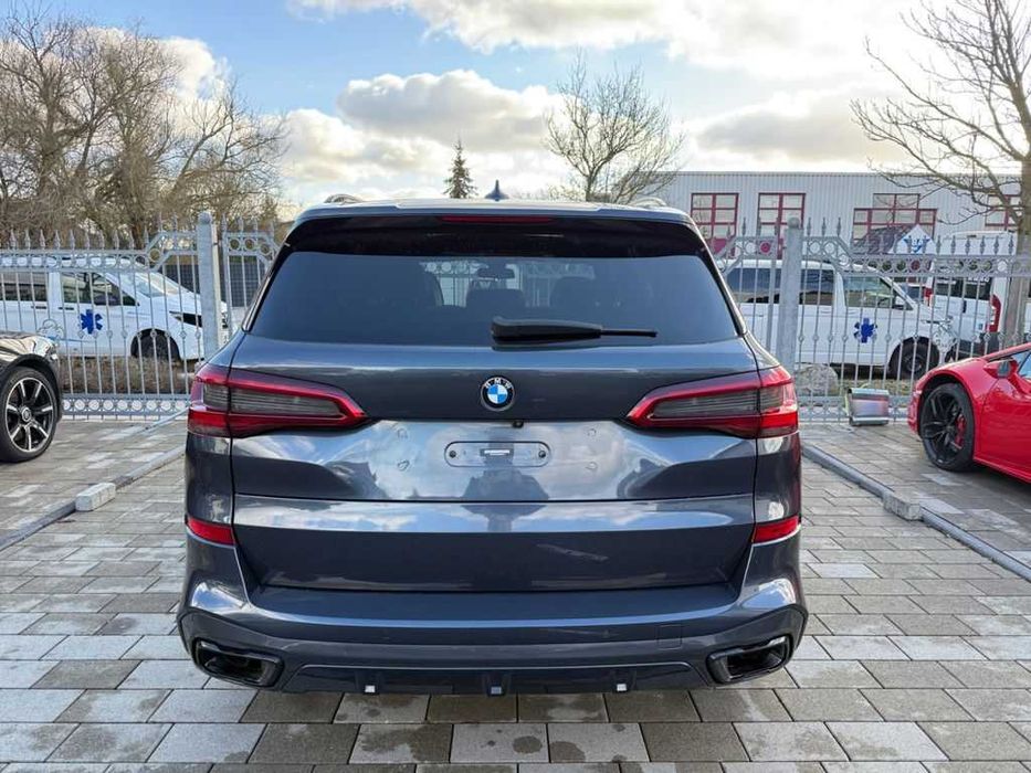 Бампер  BMW X5 G05 розборка запчастини БМВ ікс5 джи05 шрот