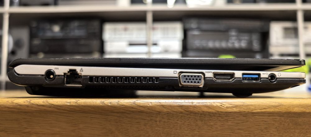 Ноутбук Fujitsu S936/i7-6600U/Ram 4Gb/HDD No