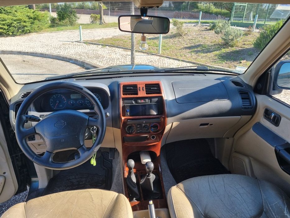 Terrano2 Longo 7 Lugares