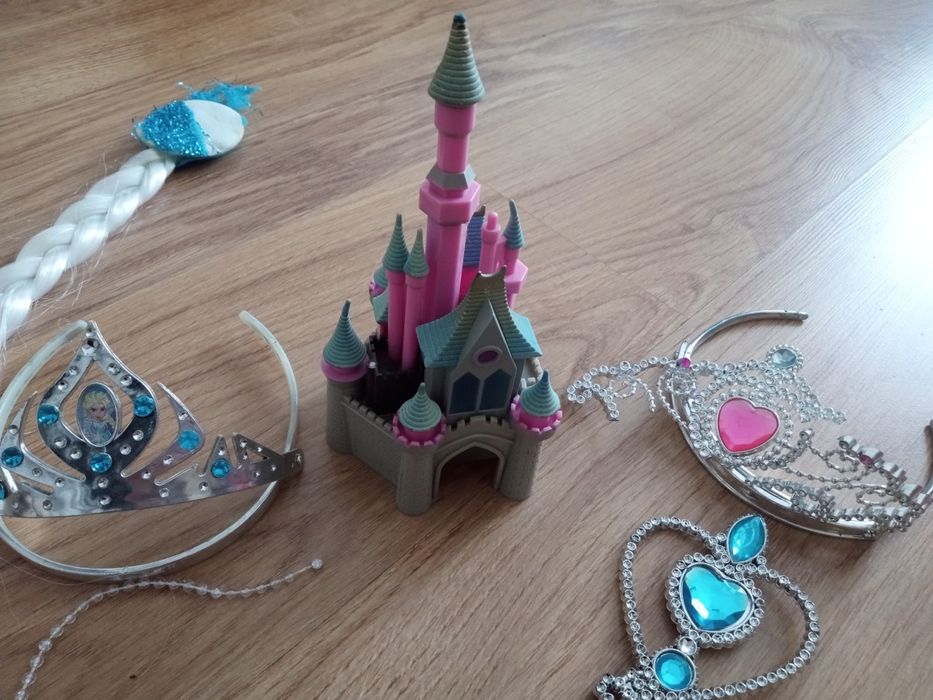 Zestaw akcesoriów Elsy