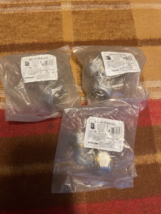 Kolana skrecane pex 25x25 hydroland