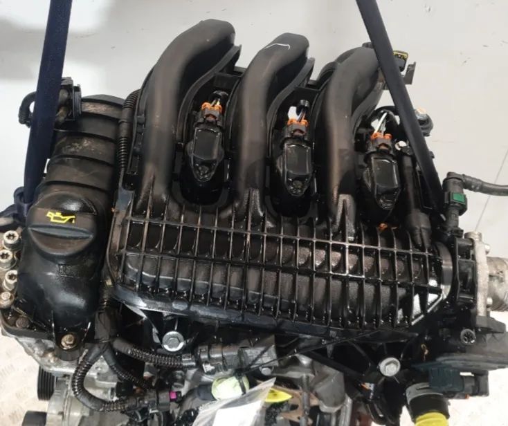 Motor Peugeot 208 2008 Citroen C3 C4 DS-31.2Vti gasolina Ref.HMZ HMR