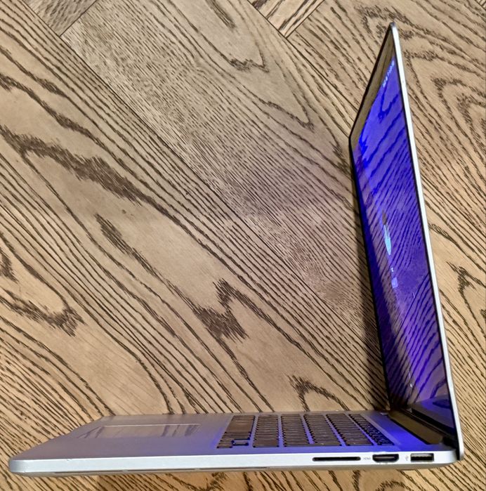 MacBook Pro A1398/2015/i7/2.2GHz/16GB/256GB/15.4/nowa bateria