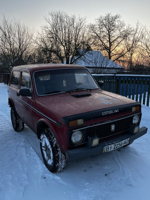 Продам Ниву 2121 4Х4