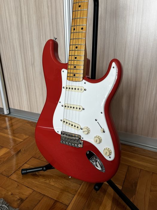 Fender Classic Series 50s Stratocaster Fiesta Red 2010 MiM + hard case