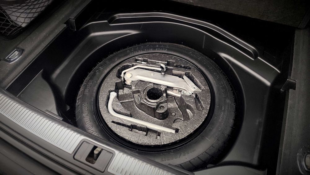 Audi A4 в B7 кузові. 2006р 1.6Mpi розмитнений клімат!