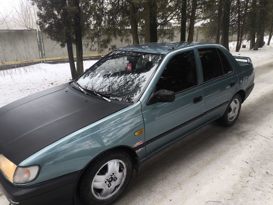 Nissan Sunny 1.4 Ланц бензин 1995 року Нісанн Санні в хорошому стані