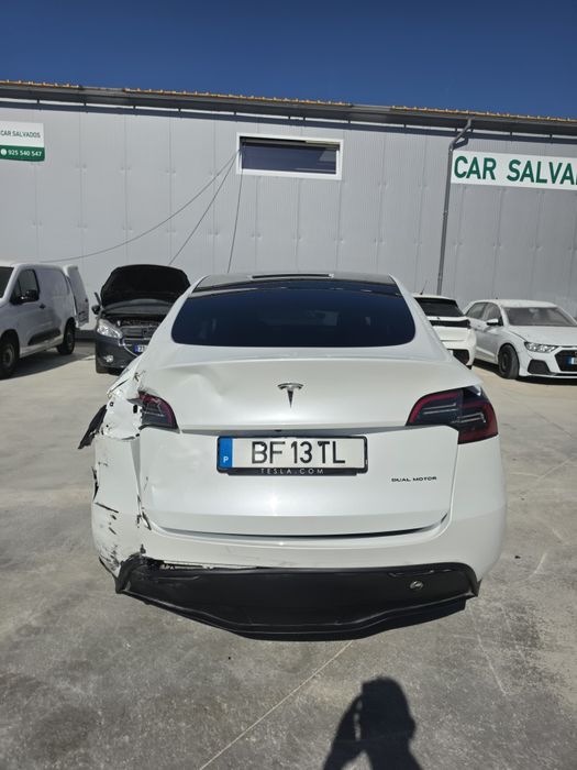 Tesla y long range dual motor