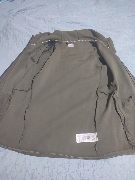 Кофта puma с молнией и капюшоном