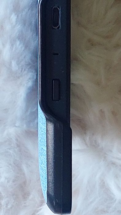 Продам читалочку Amazon Kindle 5 в идеальном состоянии с чехлом