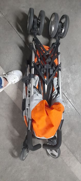 Carrinho passeio criança-chicco