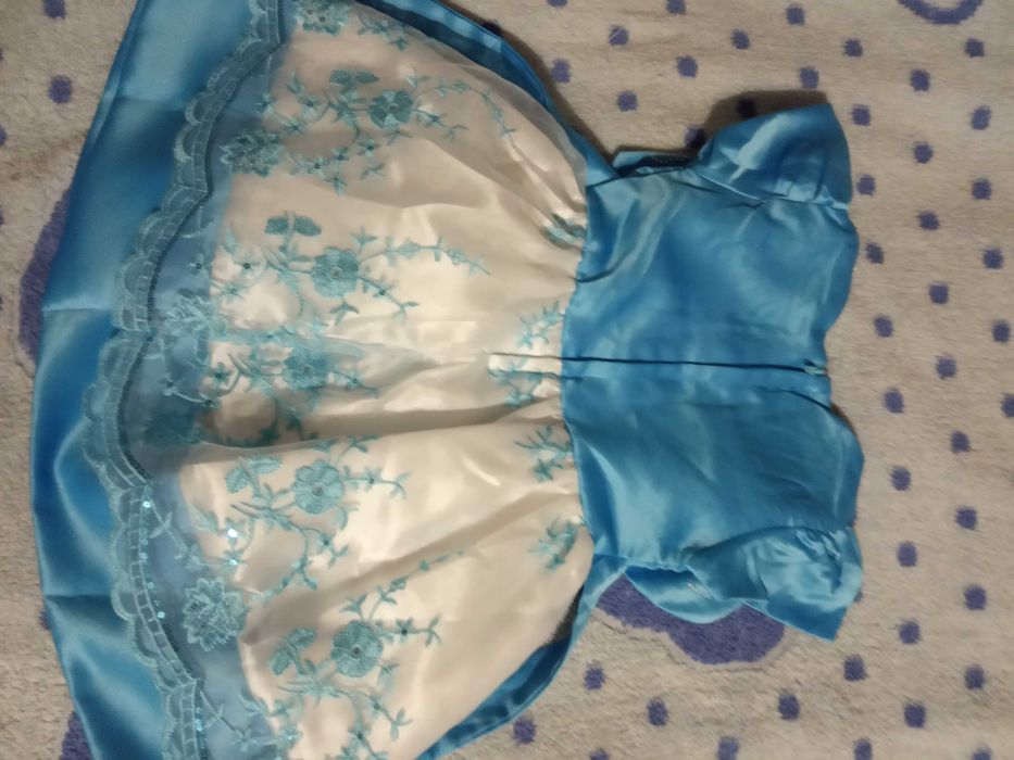 Платье на годик .