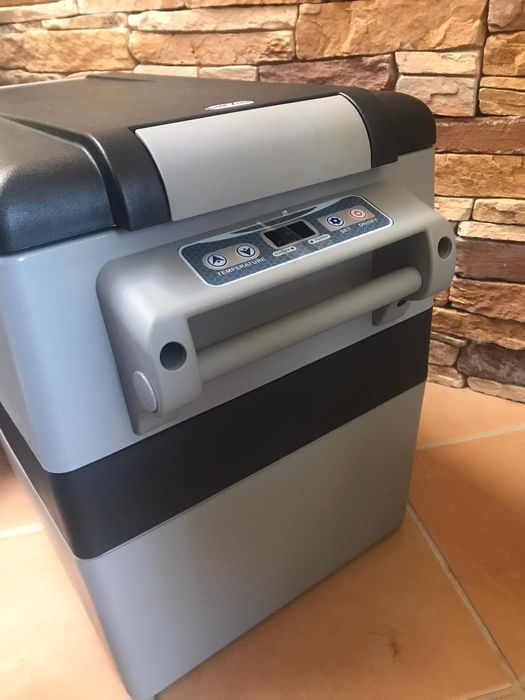 Frigorífico portátil LG 45L 12V/24v/220V (Autocaravana / Campervan)