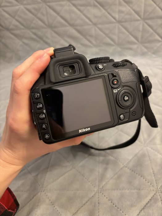 Фотоапарат Nikon D3100