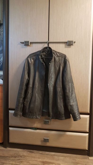 Кожанка// Размер М. 48/ 176.