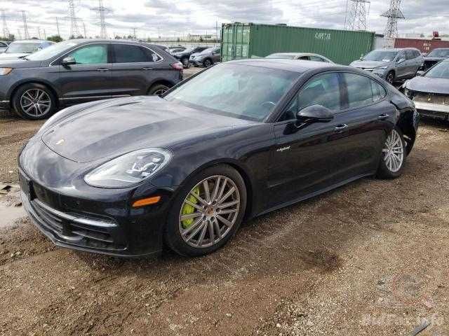 Porsche Panamera 4 E-Hybrid фари, кузов