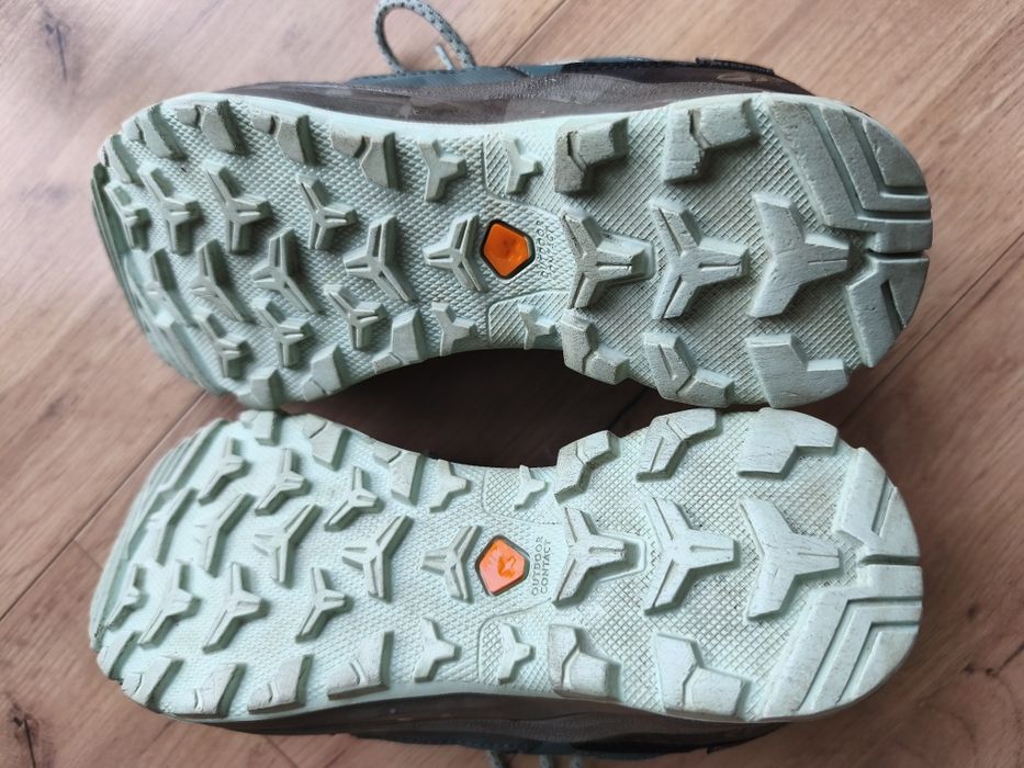 Buty trekkingowe wodoodporne Quechua MH100