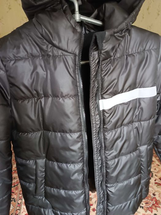 Куртки хлопчику на 7-10 років