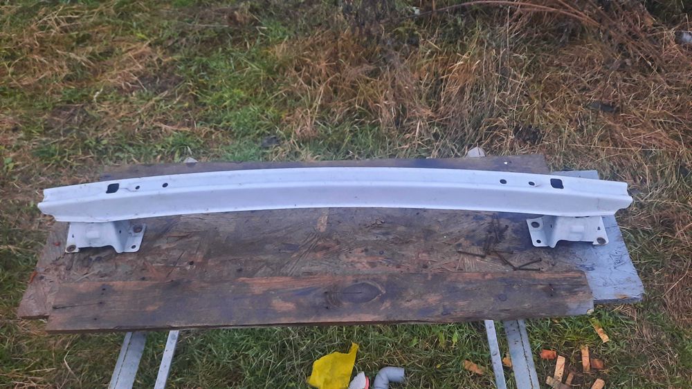 Підсилювач заднього бампера на Honda m-nv