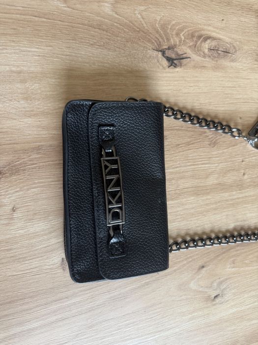 Nerka DKNY. Stan bardzo dobry.