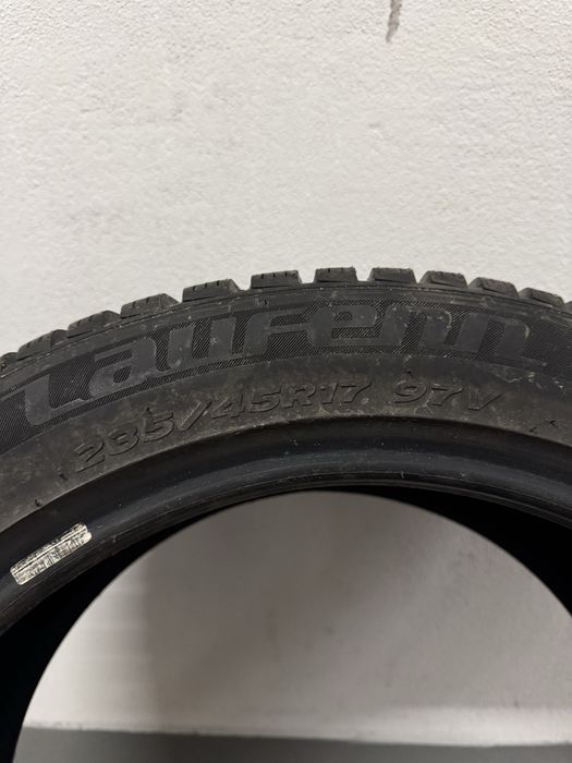 Opony zimowe Laufenn iFit+ 235/45 r17 97V (dwie sztuki)