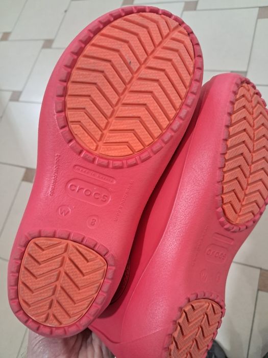 Crocs чоботи жіночі
