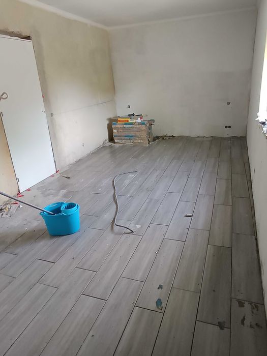 Serviços pedreiro, Pladur, cerâmica e pintura