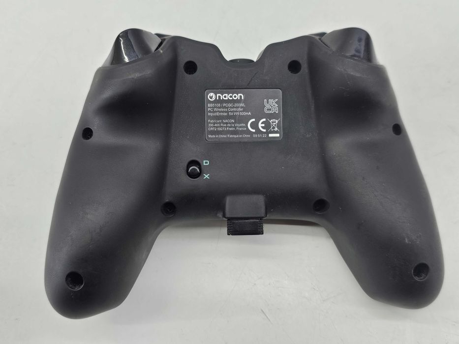 Pad bezprzewodowy Nacon GC-200WL