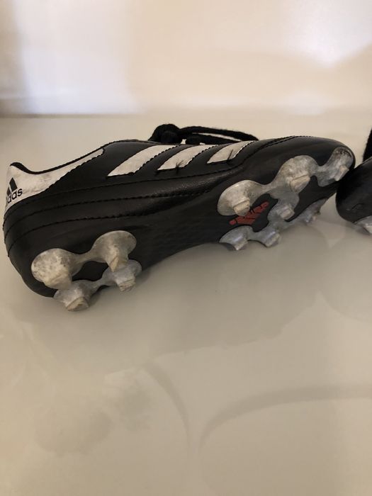 Chuteira ADIDAS menino 29